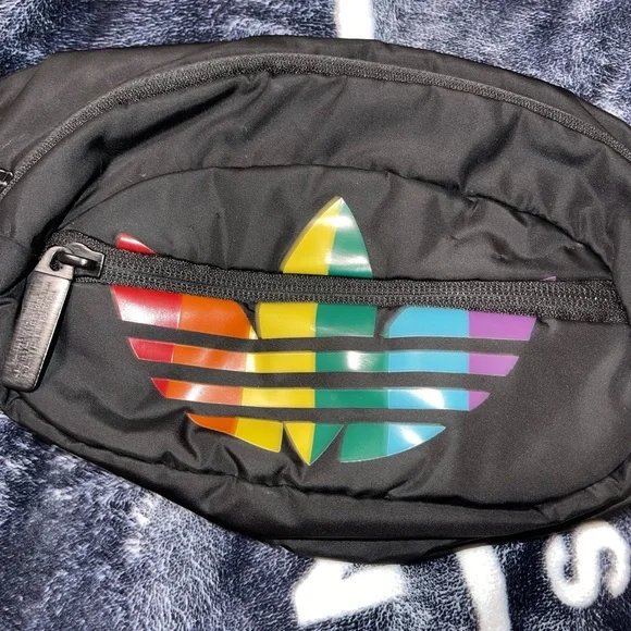 Adidas love unites belt bag ๐ - Picture 2 of 6